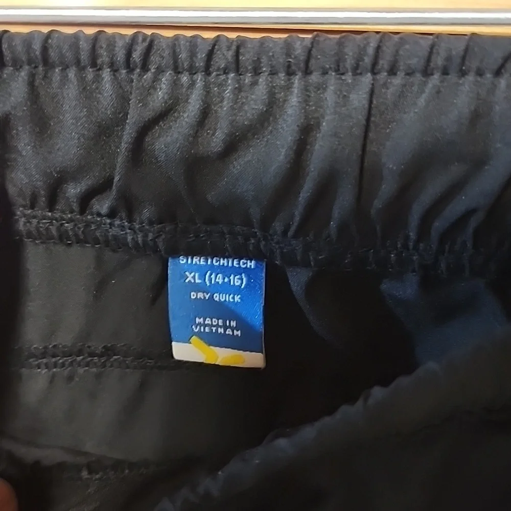 Old Navy Shorts Girls Size XL (14/16) NWOT